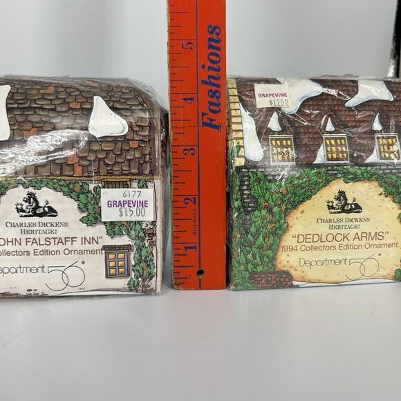 2x NEW Dept 56 Charles Dickens Heritage Ornament 95 SIR JOHN INN 94 Dedlock Arms - Picture 7 of 13